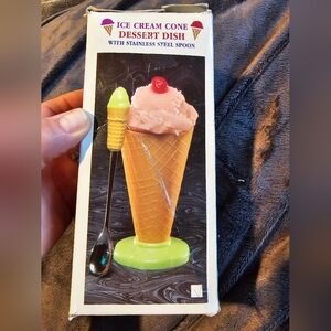 New Vintage J.S.N.Y. Ice Cream Cone Dish & Spoon Set